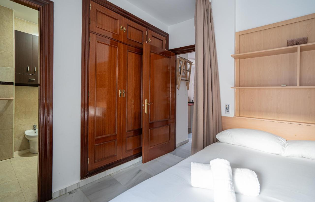 Stay U-Nique Apartment Alonso Benitez Malaga Ngoại thất bức ảnh