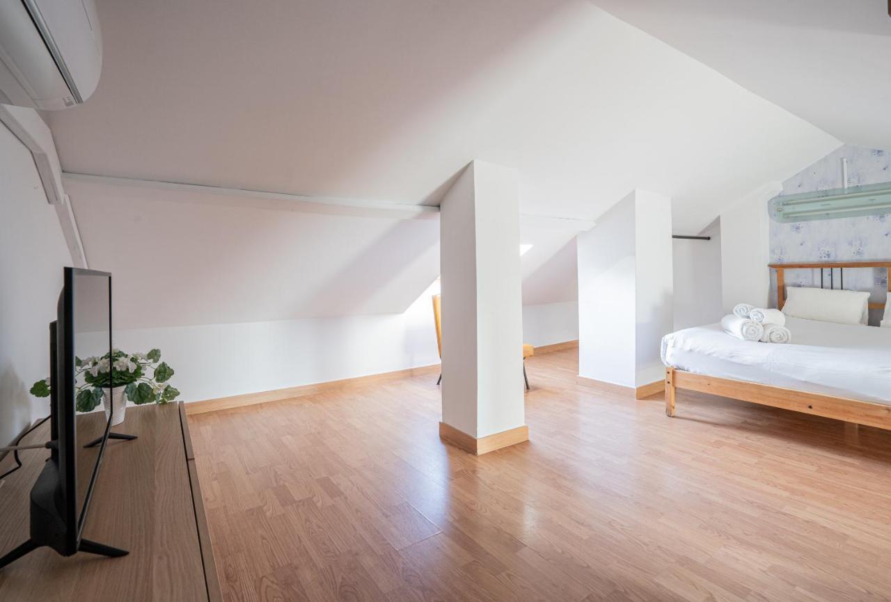 Stay U-Nique Apartment Alonso Benitez Malaga Ngoại thất bức ảnh